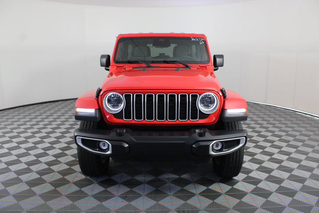 Used 2026 Jeep Wrangler Unlimited Sahara AWD/4WD image 9