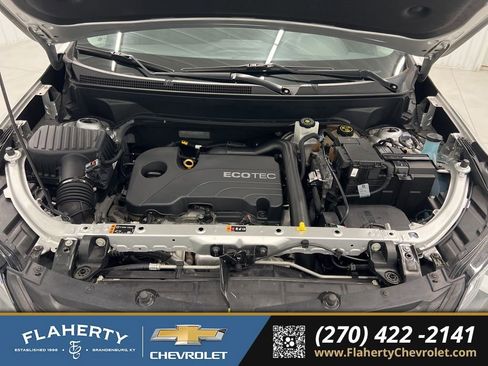 Used 2020 Chevrolet Equinox LT w/ Driver Convenience Package image 16