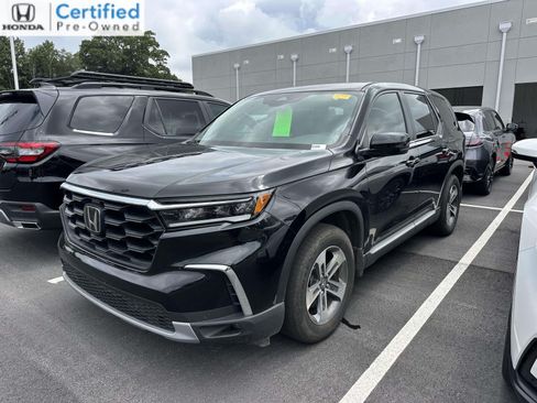 Used 2025 Honda Pilot EX-L image 3