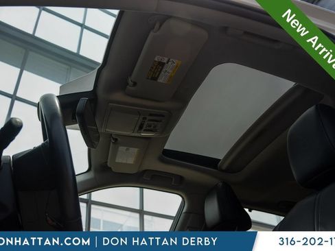 Used 2022 Toyota Highlander Limited AWD/4WD image 19