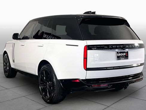 Used 2025 Land Rover Range Rover SE AWD/4WD image 11