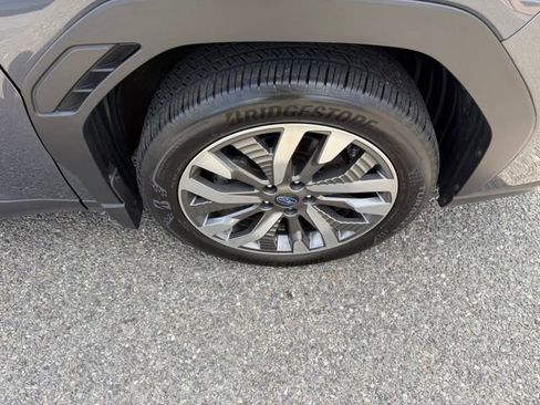 Used 2025 Subaru Forester Touring AWD/4WD image 19