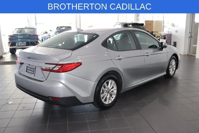 Used 2025 Toyota Camry LE w/ Convenience Package FWD image 8