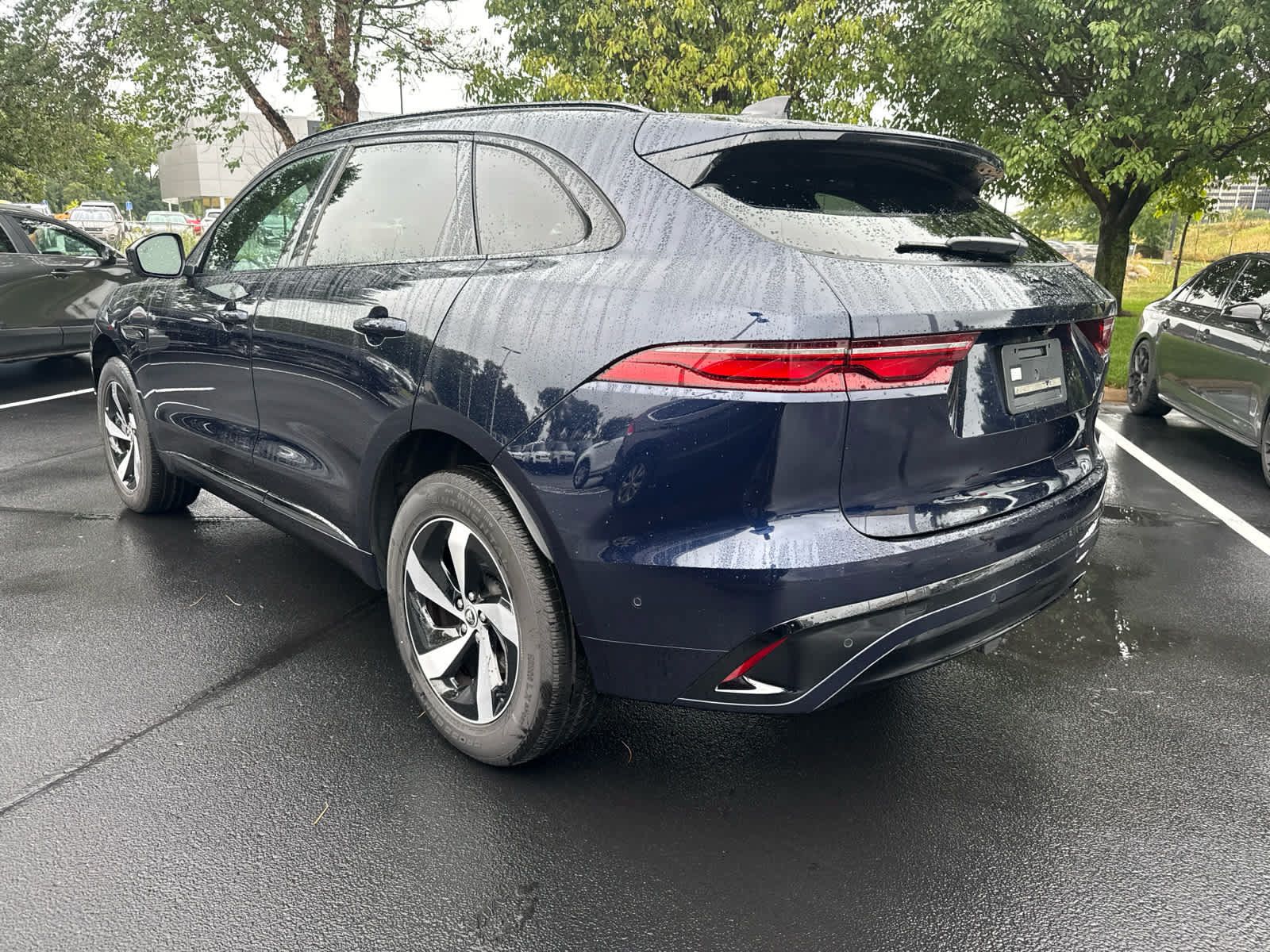 Used 2026 Jaguar F-PACE R-Dynamic S AWD/4WD image 3