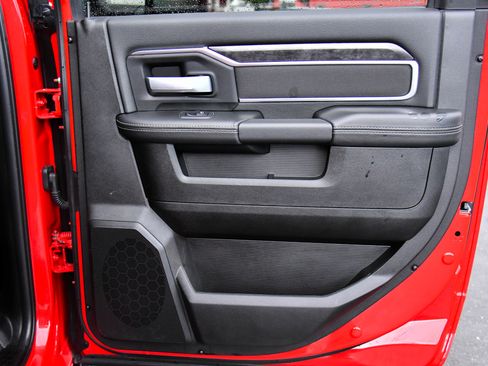 Used 2024 RAM 2500 Big Horn w/ Night Edition AWD/4WD image 46