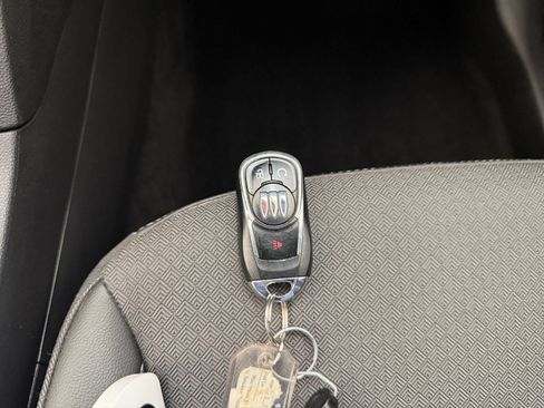 Used 2025 Buick Encore GX Preferred AWD/4WD image 18