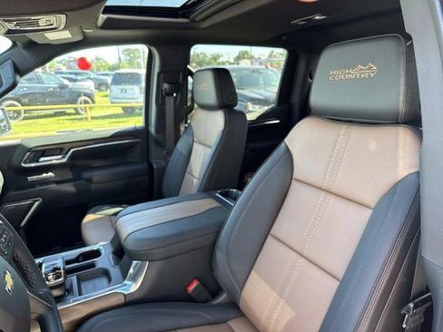 New 2026 Chevrolet Silverado 1500 High Country RWD image 10