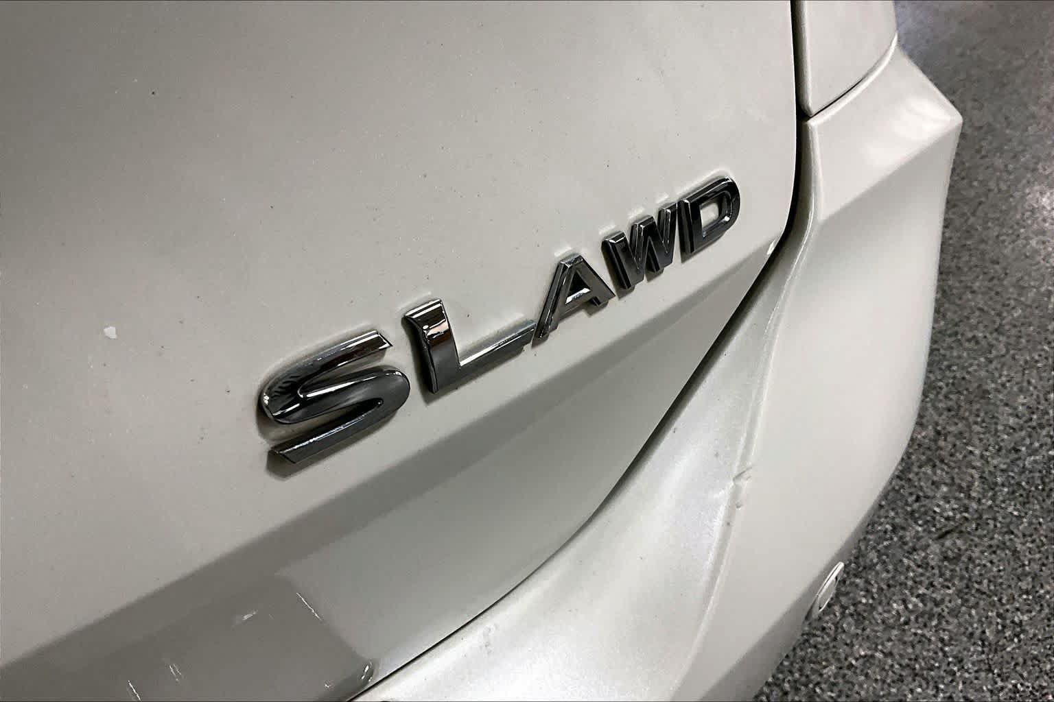 Used 2019 Nissan Rogue SL w/ Premium Package AWD/4WD image 10