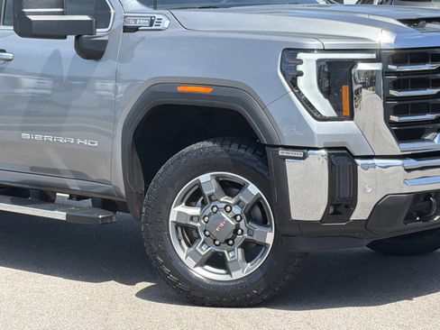 Used 2025 GMC Sierra 2500 SLE w/ SLE Value Package; AWD/4WD image 3