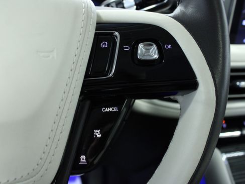 Used 2024 Lincoln Aviator Black Label w/ Dynamic Handling Package image 22