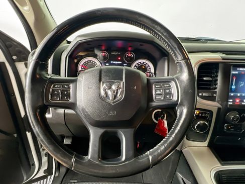 Used 2019 RAM 1500 Big Horn image 17