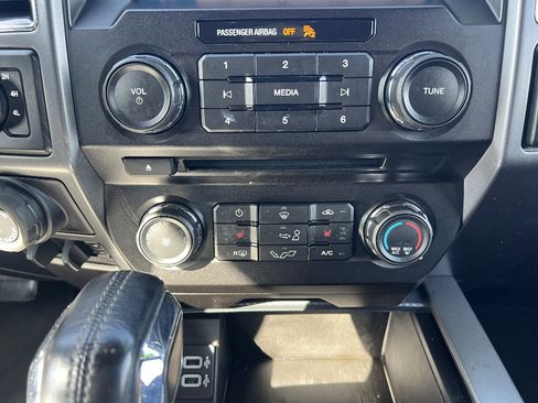 Used 2018 Ford F150 XLT w/ Equipment Group 302A Luxury image 23