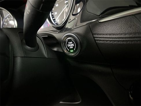 Used 2020 Buick Encore GX Select image 16