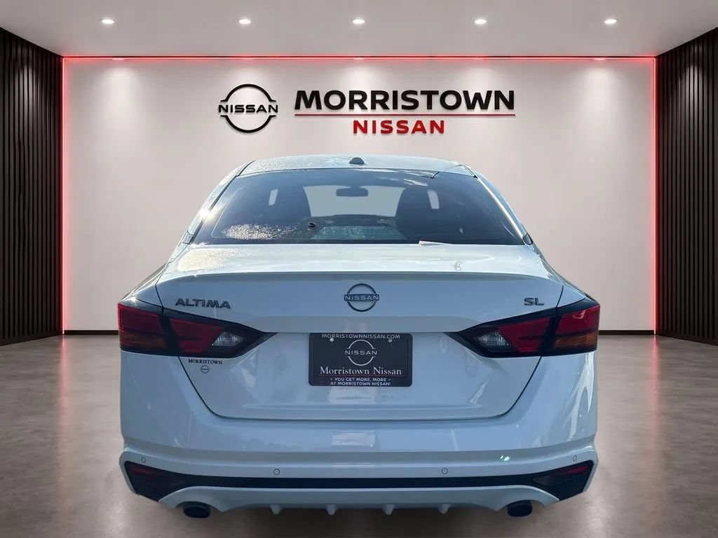 Used 2024 Nissan Altima 2.5 SL FWD image 4