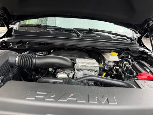 New 2026 RAM 1500 Express AWD/4WD image 17