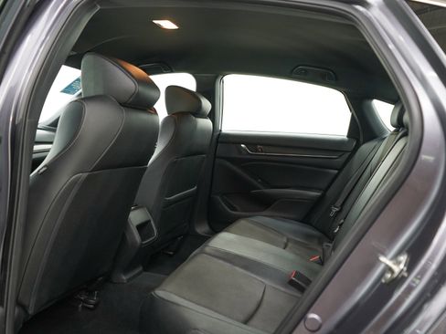 Used 2019 Honda Accord Sport image 16
