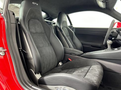 Certified 2020 Porsche 718 Cayman GT4 RWD image 23