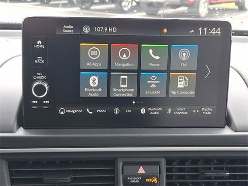 New 2025 Honda Pilot Touring image 15