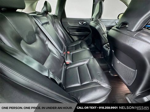 Used 2023 Volvo XC60 B5 Ultimate w/ Climate Package image 29