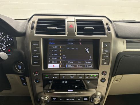 Certified 2021 Lexus GX 460 Luxury w/ Accessory Package image 23