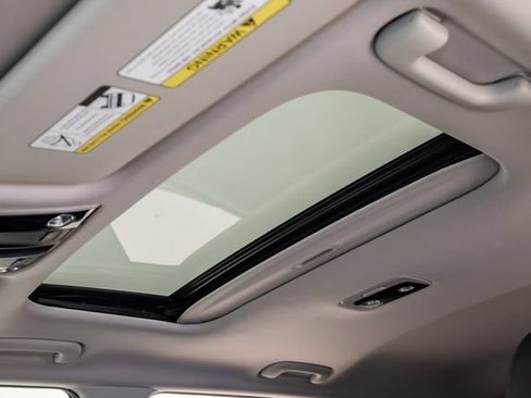 Certified 2024 Kia Seltos EX AWD/4WD image 9