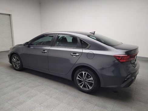 Used 2023 Kia Forte LXS FWD image 3