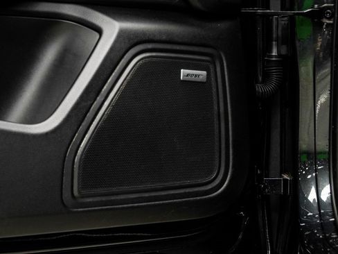 Used 2019 Porsche Macan image 34