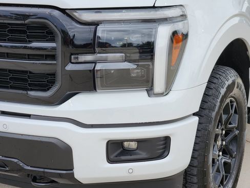 Used 2025 Ford F150 Lariat AWD/4WD image 10