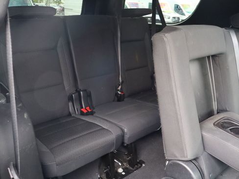 Used 2022 GMC Yukon XL SLE AWD/4WD image 27