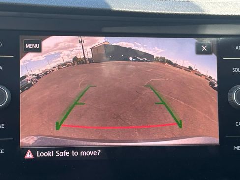 Used 2019 Volkswagen Jetta SEL FWD image 14