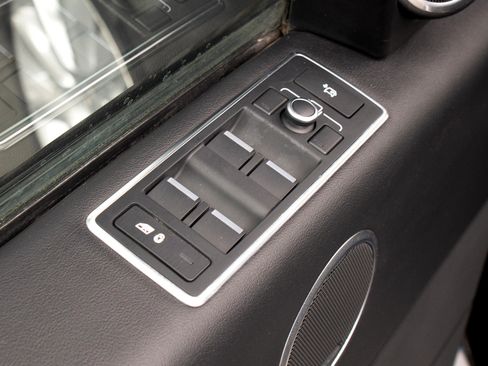 Used 2016 Land Rover Range Rover Long Wheelbase Supercharged image 11