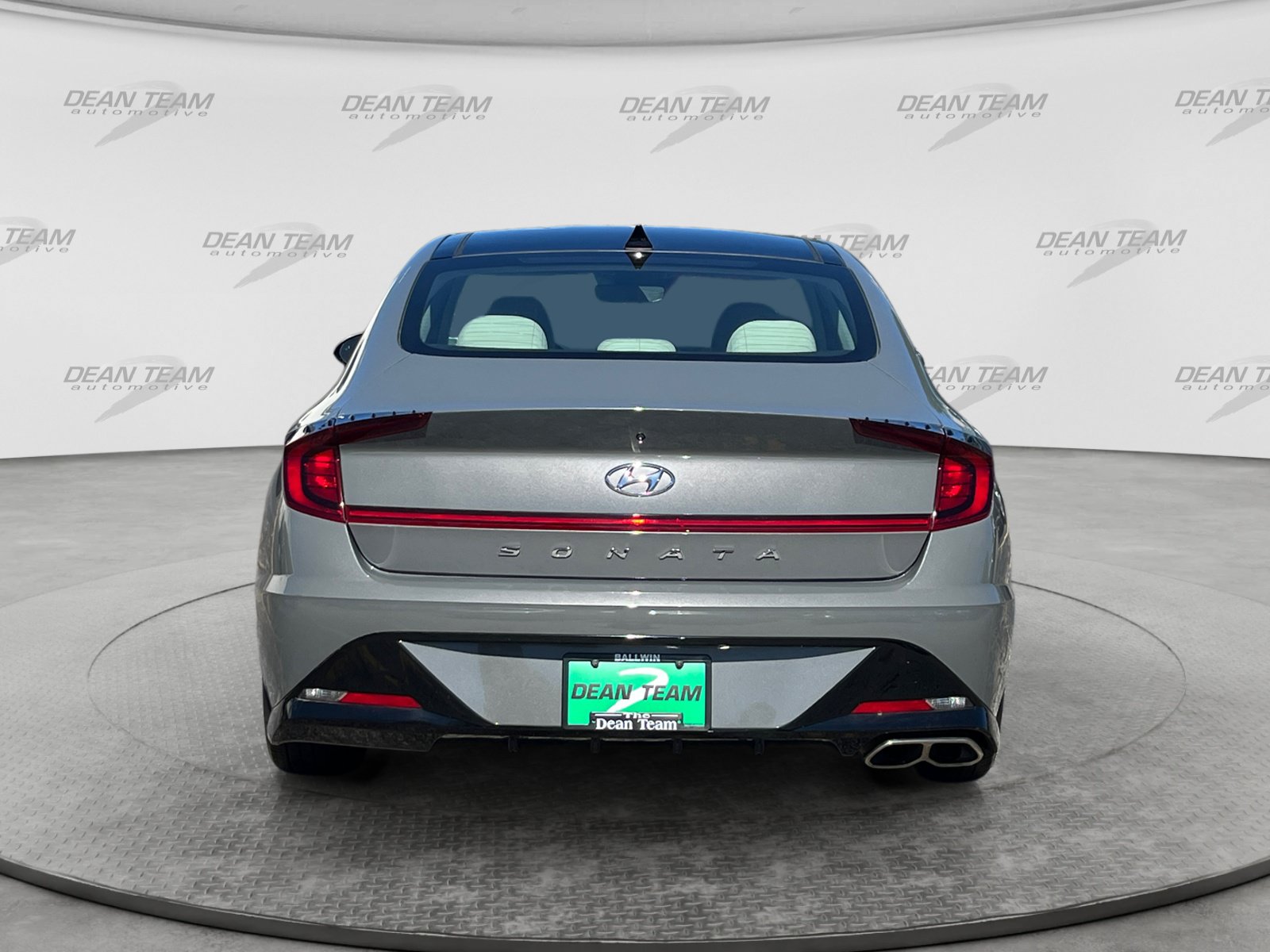 Used 2023 Hyundai Sonata SEL w/ Convenience Package FWD image 7