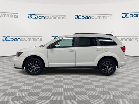 Used 2018 Dodge Journey SE w/ Popular Equipment Group image 5