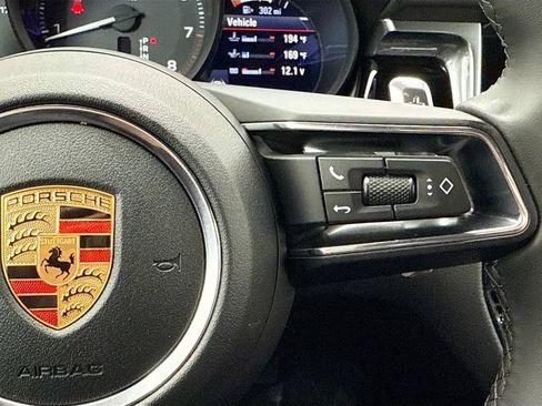 Used 2026 Porsche Macan AWD/4WD image 24