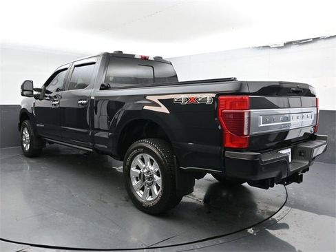 Used 2022 Ford F350 Platinum image 11