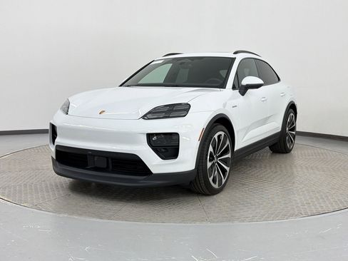 New 2026 Porsche Macan 4 Electric image 1