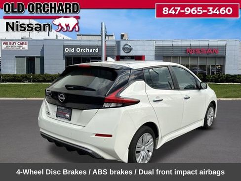 Used 2025 Nissan Leaf S image 6