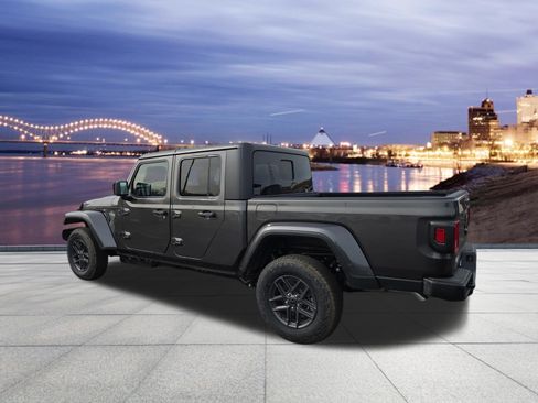 New 2026 Jeep Gladiator Sport image 3