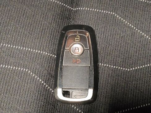 Used 2019 Ford EcoSport SE image 32