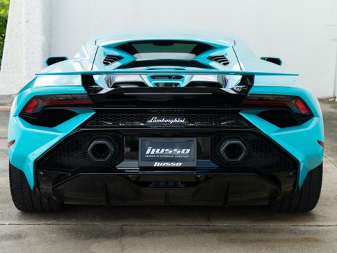 Used 2023 Lamborghini Huracan Tecnica RWD image 15