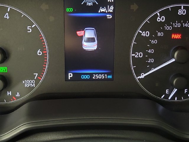 Used 2025 Toyota Corolla LE FWD image 2