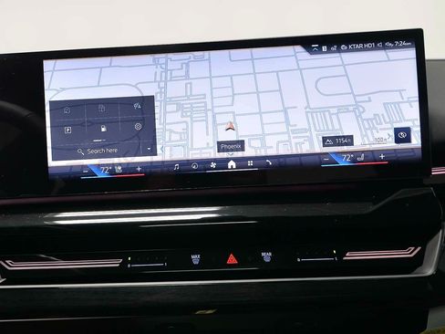 Used 2026 BMW 530i w/ Executive Package RWD image 16