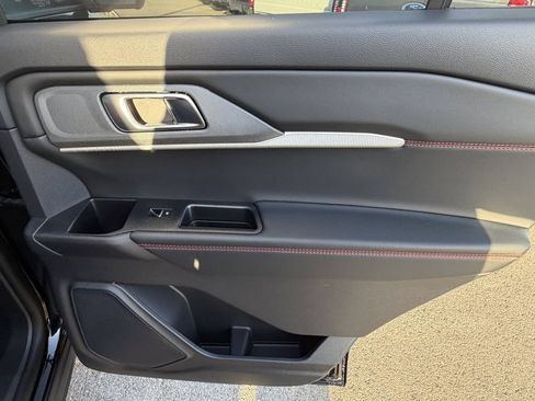 New 2026 Ford Explorer ST AWD/4WD image 18