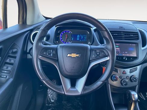 Used 2016 Chevrolet Trax LTZ image 12