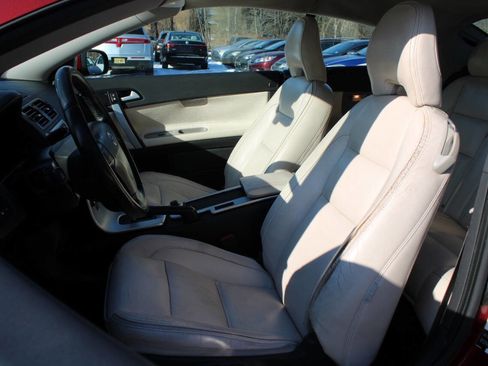 Used 2013 Volvo C70 T5 w/ Climate Pkg image 26