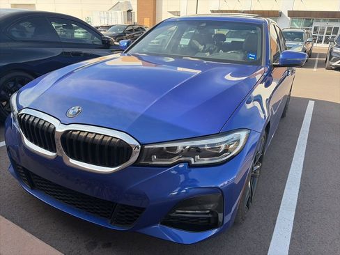 Used 2020 BMW 330i Sedan w/ M Sport Package image 2