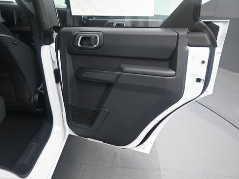 New 2025 Ford Bronco 4-Door image 11
