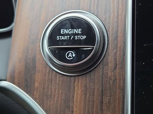 New 2026 Mercedes-Benz GLC 300 4MATIC image 11