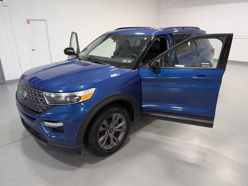 Used 2022 Ford Explorer XLT w/ Equipment Group 202A image 15