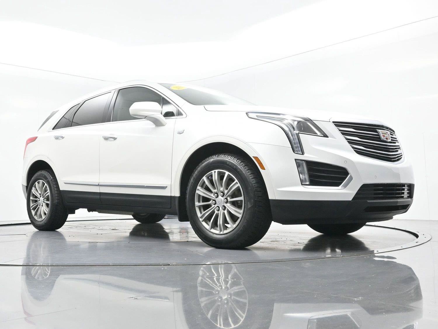 Used 2017 Cadillac XT5 Luxury w/ Driver Awareness Package FWD image 50